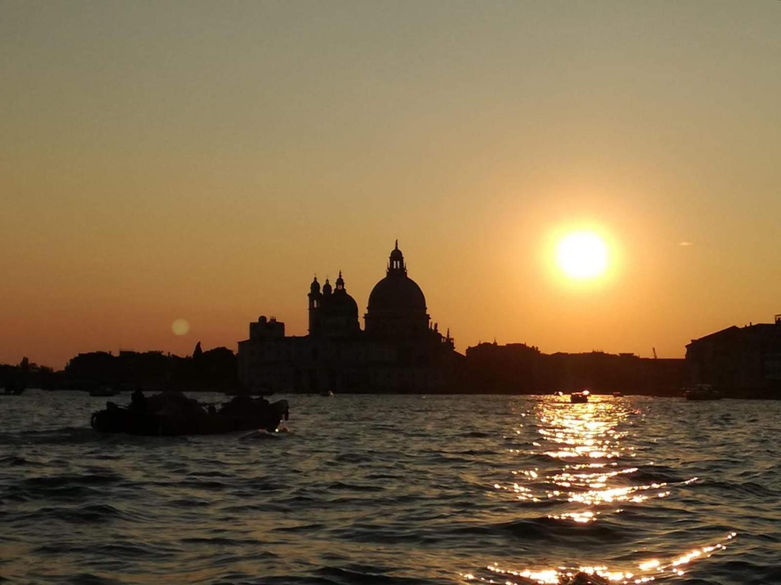 Апартаменти San Marco Ca' Tiepolo Венеція Екстер'єр фото